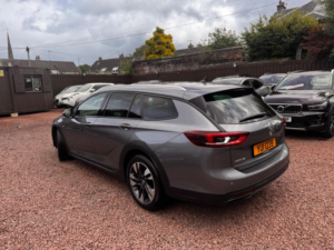 2019 Vauxhall Insignia 2.0 Turbo D Blueinjection Country Tourer Euro 6 (s/s) 5dr in Grey — image 3