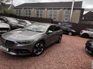 2019 Vauxhall Insignia 2.0 Turbo D Blueinjection Country Tourer Euro 6 (s/s) 5dr in Grey — image 4