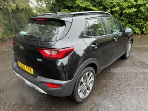 2020 Kia Stonic 1.4 2 SUV 5dr Petrol Manual Euro 6 (s/s) (98 Bhp) in Multicolour — image 4