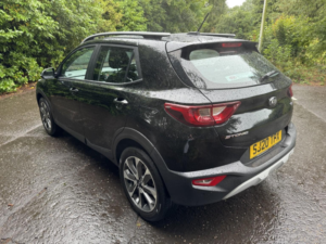 2020 Kia Stonic 1.4 2 SUV 5dr Petrol Manual Euro 6 (s/s) (98 Bhp) in Multicolour — image 6