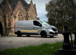 2017 Renault Trafic 1.6 Ll29 Energy Dci 125 Business+ Euro 6 in Silver — image 3