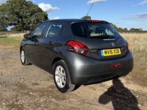 2016 Peugeot 208 1.0 Puretech Active in Grey — image 3