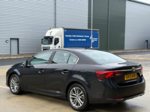 2017 Toyota Avensis 1.8 V-Matic Business Edition Euro 6 4dr in Black — image 4