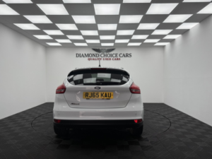 2015 Ford Focus 1.5 Tdci Zetec in White — image 5