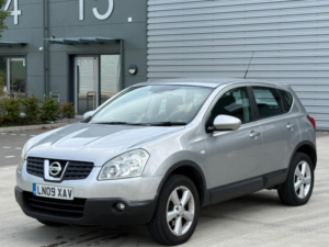 2009 Nissan Qashqai 2.0 Acenta CVT 5dr in Other — image 4