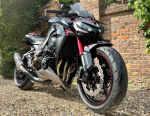 2016 Kawasaki Z1000 1000 Special Edition in Red — image 4