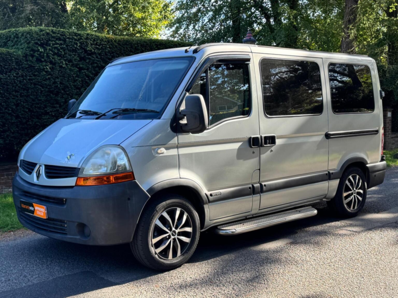 2008 Renault Master 2.5 Td Dci 28 Fwd L1 H1 4dr in White — image 1