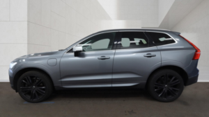 2019 Volvo Xc60 2.0 R-Design Pro T8 Twin Engine 390 Awd,pan Roof,21s,fsh in Grey — image 5
