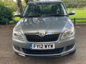 2012 Skoda Fabia 1.6 Tdi Se Euro 5 5dr in Grey — image 2