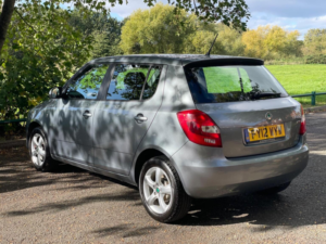 2012 Skoda Fabia 1.6 Tdi Se Euro 5 5dr in Grey — image 4