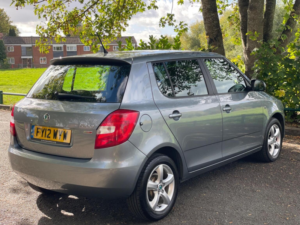 2012 Skoda Fabia 1.6 Tdi Se Euro 5 5dr in Grey — image 6