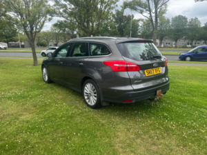 2018 Ford Focus 1.5t Ecoboost Titanium X Estate 5dr Petrol Auto Euro 6 (s/s) (182 Ps) in Grey — image 3