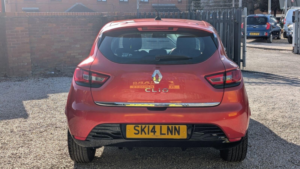 2014 Renault Clio 1.2 16v Dynamique Medianav Hatchback 5dr Petrol Manual Euro 5 (75 Ps) in Red — image 6
