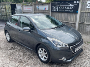 2016 Peugeot 208 1.2 Puretech Active Etg Euro 6 (s/s) 5dr in Grey — image 2