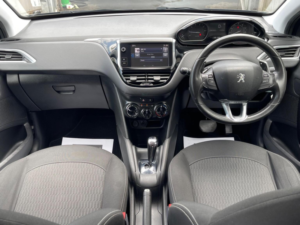 2016 Peugeot 208 1.2 Puretech Active Etg Euro 6 (s/s) 5dr in Grey — image 4