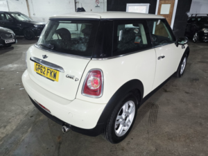 2012 MINI Hatch 1.6 One D Hatch in White — image 5