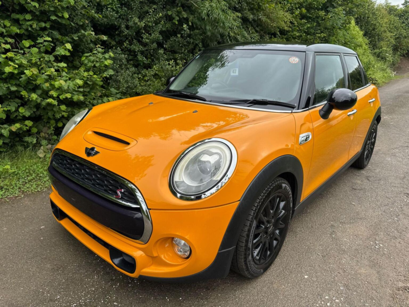 2016 MINI Hatch 2.0 Cooper S Auto Euro 6 (s/s) 5dr in Orange — image 1
