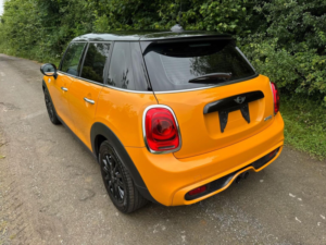2016 MINI Hatch 2.0 Cooper S Auto Euro 6 (s/s) 5dr in Orange — image 5