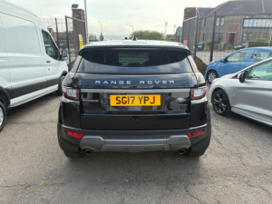 2017 Land Rover Range Rover Evoque 2.0 Td4 Se SUV 5dr Diesel Manual 4WD Euro 6 (s/s) (180 Ps) in Black — image 4