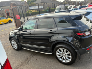 2017 Land Rover Range Rover Evoque 2.0 Td4 Se SUV 5dr Diesel Manual 4WD Euro 6 (s/s) (180 Ps) in Black — image 6
