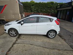 2016 Ford Fiesta 1.3 Zetec in White — image 2