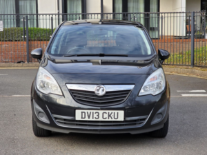 2013 Vauxhall Meriva 1.4 16v Exclusiv MPV 5dr Petrol Manual Euro 5 (100 Ps) in Black — image 2