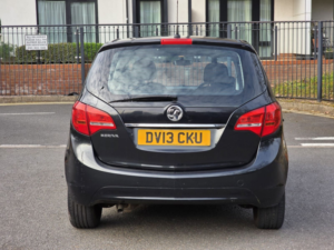 2013 Vauxhall Meriva 1.4 16v Exclusiv MPV 5dr Petrol Manual Euro 5 (100 Ps) in Black — image 5