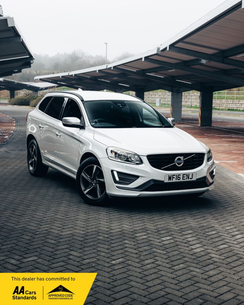 2016 Volvo Xc60 2.4 D5 R-Design Nav SUV 5dr Diesel Auto AWD Euro 6 (s/s) (220 Ps) in White — image 1