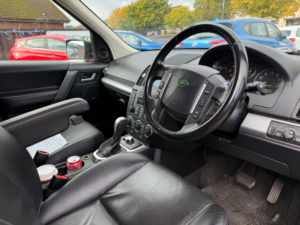 2012 Land Rover Freelander 2 2.2 Sd4 Xs SUV 5dr Diesel Commandshift 4WD Euro 5 (190 Ps) in Black — image 3