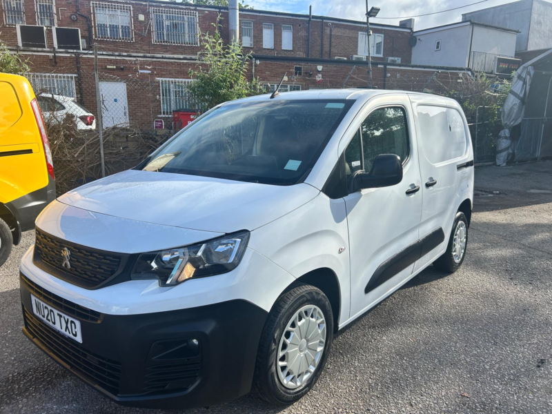 2020 Peugeot Partner 1.5 Bluehdi 1000 Professional Standard Panel Van Swb Euro 6 (s/s) 5dr in White — image 1
