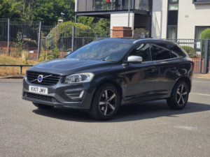 2017 Volvo Xc60 2.4 D5 R-Design Lux Nav SUV 5dr Diesel Auto AWD Euro 6 (s/s) (220 Ps) in Grey — image 3