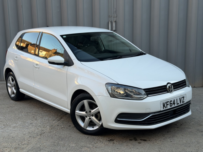 2014 Volkswagen Polo 1.2 Tsi Bluemotion Tech Match Edition in White — image 1