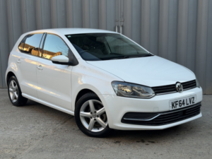 2014 Volkswagen Polo 1.2 Tsi Bluemotion Tech Match Edition in White — image 2