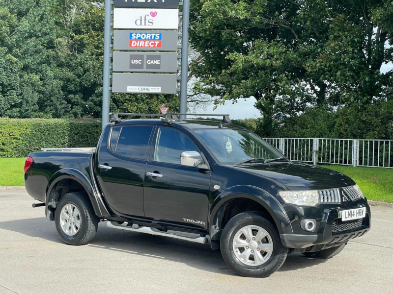 2014 Mitsubishi L200 2.5 Di-D Trojan 4WD Euro 5 4dr in Black — image 1