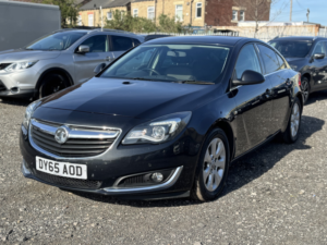 2016 Vauxhall Insignia 2.0 Cdti Sri Nav in Black — image 3