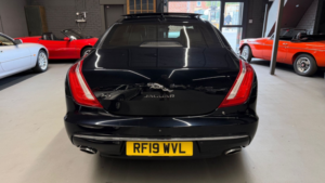 2019 Jaguar Xj 3.0 D V6 Portfolio in Black — image 5