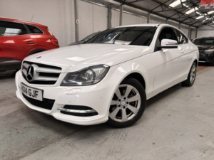 2014 Mercedes-Benz C Class 2.1 C220 Cdi Executive Se in White — image 2