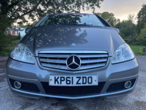 2011 Mercedes-Benz A Class 2.0 A180 Cdi Avantgarde Se 5dr in Grey — image 5