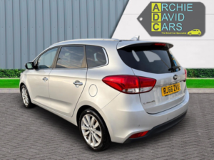 2017 Kia Carens 1.7 Crdi 3 in Silver — image 5