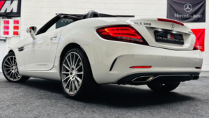 2017 Mercedes-Benz Slc 2.0 Slc200 Amg Line G-Tronic Euro 6 (s/s) 2dr in White — image 3