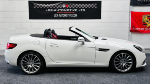 2017 Mercedes-Benz Slc 2.0 Slc200 Amg Line G-Tronic Euro 6 (s/s) 2dr in White — image 4