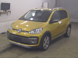 2018 Volkswagen Up High Cross Up Auto in Gold — image 3