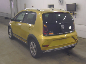 2018 Volkswagen Up High Cross Up Auto in Gold — image 5