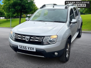 2017 Dacia Duster 1.5 Dci Laureate Euro 6 (s/s) 5dr in Silver — image 2
