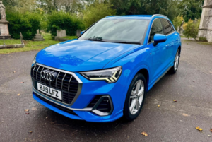 2019 Audi Q3 1.5 Tfsi Cod 35 S Line Euro 6 (s/s) 5dr in Blue — image 3