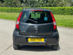 2011 Vauxhall Agila 1.2 Vvt Se Auto Euro 5 5dr in Black — image 6