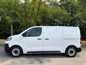 2021 Citroen Dispatch 1.5 Bluehdi 1000 Enterprise M Fwd 2 Euro 6 (s/s) 6dr in White — image 4