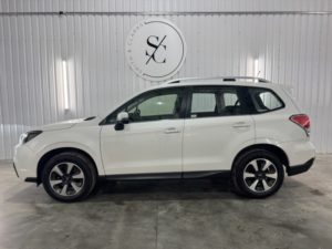2017 Subaru Forester 2.0 I Xe Premium in White — image 5