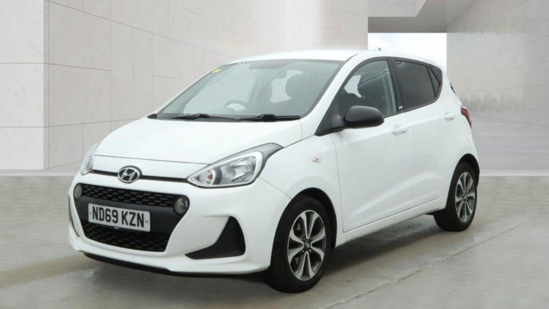 2019 Hyundai I10 1.0 Play Euro 6 5dr in White — image 1