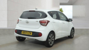 2019 Hyundai I10 1.0 Play Euro 6 5dr in White — image 5
